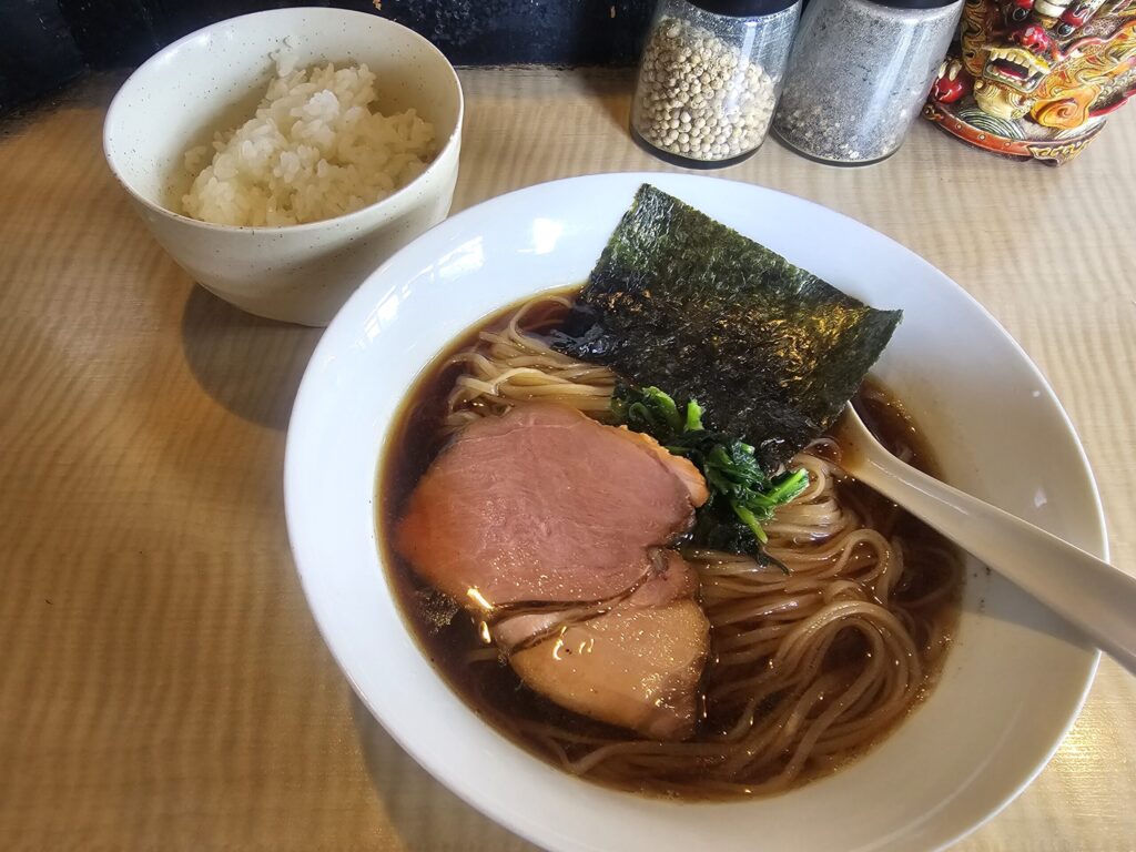 本八幡『菜』のらーめん（醤油）