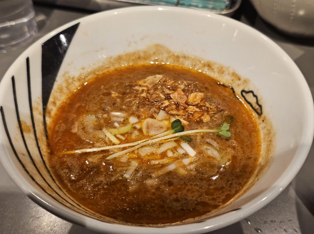 えびつけ麺のスープ